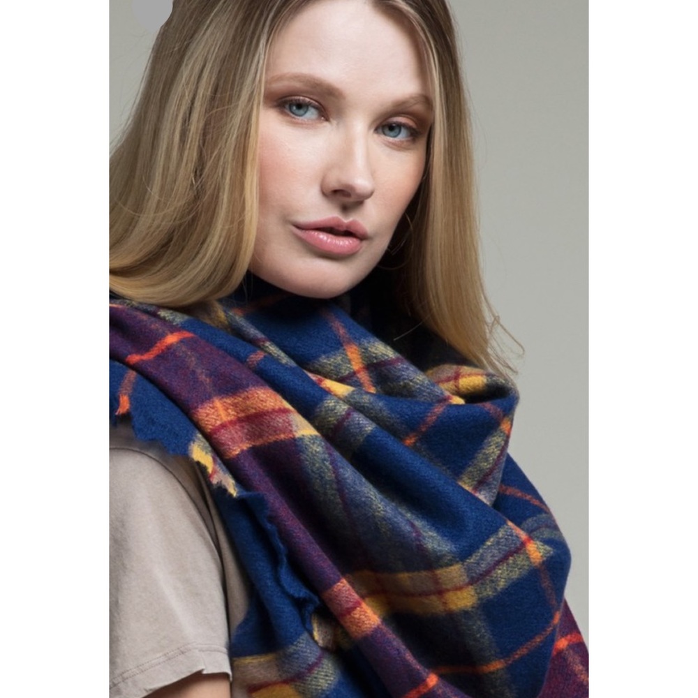 Soft brushed tartan plaid square oversized scarf - Picture 2 of 3